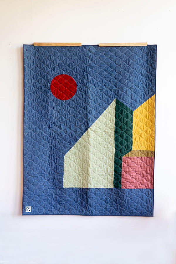 Wooden quilt hangers
