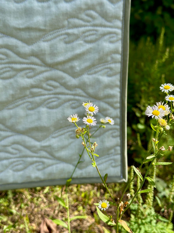 La baie throw blanket | 3 color options
